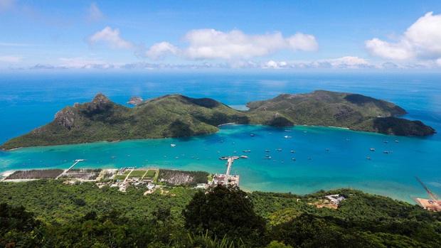 Bamboo Airways sắp mở đường bay thẳng tới Côn Đảo, nhưng chỉ bay ban ngày do sân bay chưa có... đèn - Ảnh 5. Bamboo Airways sắp mở đường bay thẳng tới Côn Đảo, nhưng chỉ bay ban ngày do sân bay chưa có... đèn - Ảnh 5.