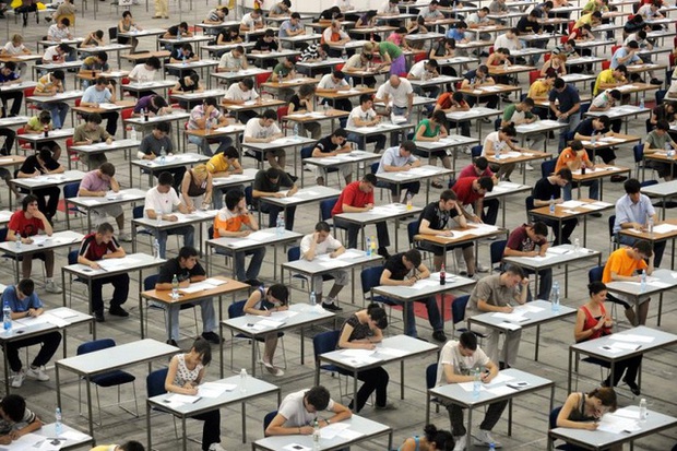Độ khó của đề thi đại học Trung Quốc môn Văn 2020: Lắt léo bậc nhất thế giới, đọc hết đề chưa chắc hiểu nội dung - Ảnh 1.