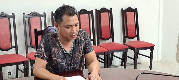 Người đàn ông chui vào tủ lạnh trên cabin ôtô để… trốn cách ly  - Ảnh 1.