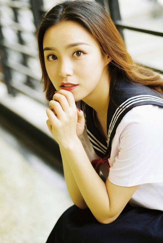 Dũng cảm công khai mặt mộc đầy mụn, cô gái chua chát: Ngũ quan đẹp mà da xấu thì cũng... vứt đi! - Ảnh 2. Dũng cảm công khai mặt mộc đầy mụn, cô gái chua chát: Ngũ quan đẹp mà da xấu thì cũng... vứt đi! - Ảnh 2.