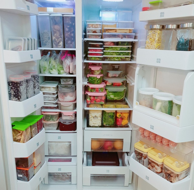 Khoe căn bếp xinh như chơi đồ hàng và loạt mâm cơm bắt mắt, chị gái phá đảo cả hội Yêu bếp lẫn nhóm Nghiện nhà - Ảnh 4. Khoe căn bếp xinh như chơi đồ hàng và loạt mâm cơm bắt mắt, chị gái phá đảo cả hội Yêu bếp lẫn nhóm Nghiện nhà - Ảnh 4.