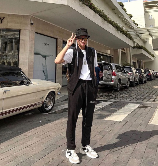 Chỉ với chiếc áo phông cơ bản, các chàng trai có thể “chế cháo” được nhiều outfit bảnh tỏn hết nấc - Ảnh 9. Chỉ với chiếc áo phông cơ bản, các chàng trai có thể “chế cháo” được nhiều outfit bảnh tỏn hết nấc - Ảnh 9.