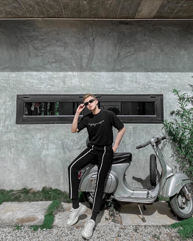 Chỉ với chiếc áo phông cơ bản, các chàng trai có thể “chế cháo” được nhiều outfit bảnh tỏn hết nấc - Ảnh 1. Chỉ với chiếc áo phông cơ bản, các chàng trai có thể “chế cháo” được nhiều outfit bảnh tỏn hết nấc - Ảnh 1.