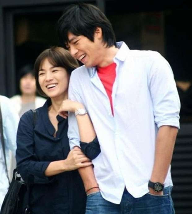 Loạt khoảnh khắc ngọt ngào giữa Song Hye Kyo - Hyun Bin sau 10 năm xem lại vẫn mê mẩn - Ảnh 16.