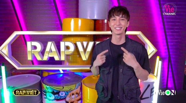 Key (MONSTAR) bất ngờ làm thí sinh Rap Việt nhưng bị loại ngay vòng đầu, Binz gay gắt: Style này người khác đã làm 10 năm về trước rồi! - Ảnh 1. Key (MONSTAR) bất ngờ làm thí sinh Rap Việt nhưng bị loại ngay vòng đầu, Binz gay gắt: Style này người khác đã làm 10 năm về trước rồi! - Ảnh 1.