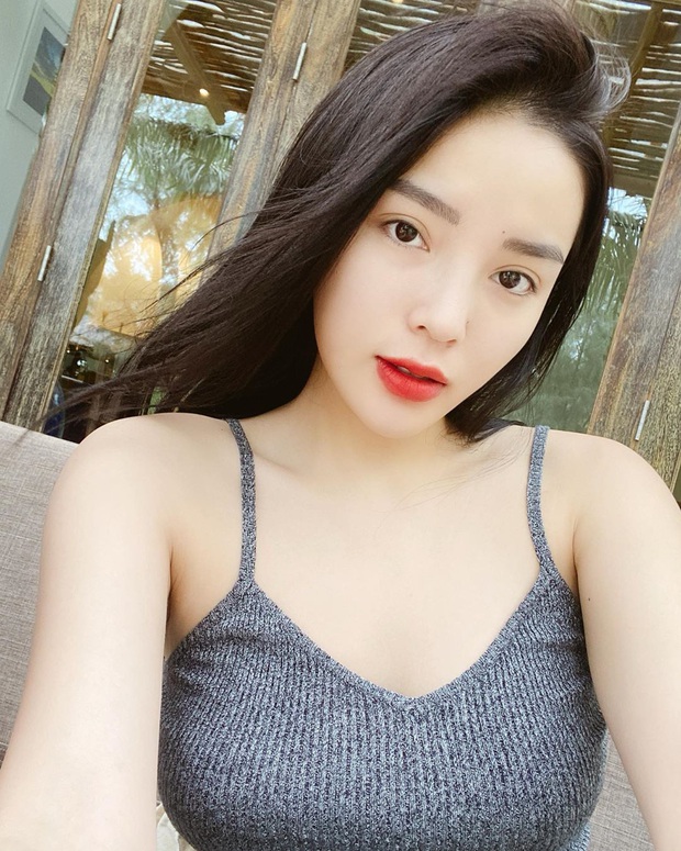 Kỳ Duyên, Đỗ Mỹ Linh thanh lý đồ: Người “pass” hàng hiệu mới toe, người để lại loạt item dễ mặc giá chỉ từ 250k - Ảnh 10. Kỳ Duyên, Đỗ Mỹ Linh thanh lý đồ: Người “pass” hàng hiệu mới toe, người để lại loạt item dễ mặc giá chỉ từ 250k - Ảnh 10.