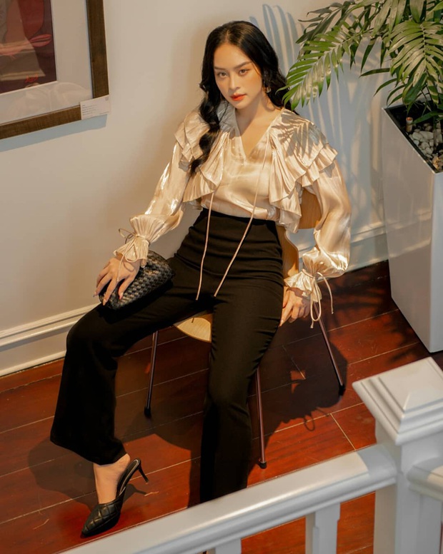 4 công thức diện áo blouse dài tay đơn giản mà đẹp mê, bạn cứ áp dụng là xinh như tiểu thư - Ảnh 19. 4 công thức diện áo blouse dài tay đơn giản mà đẹp mê, bạn cứ áp dụng là xinh như tiểu thư - Ảnh 19.