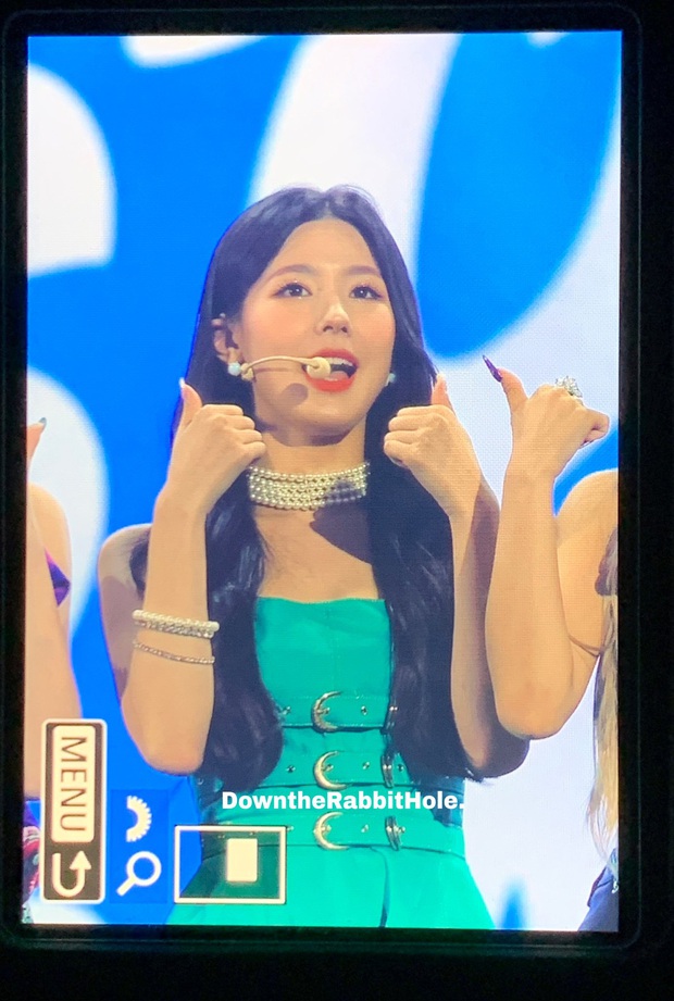 Chết cười hình ảnh các fansite tại Soribada Awards bị tóm lúc chụp trộm, may mà những tấm ảnh sót lại vẫn okila! - Ảnh 23. Chết cười hình ảnh các fansite tại Soribada Awards bị tóm lúc chụp trộm, may mà những tấm ảnh sót lại vẫn okila! - Ảnh 23.
