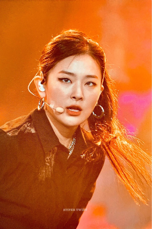 Chết cười hình ảnh các fansite tại Soribada Awards bị tóm lúc chụp trộm, may mà những tấm ảnh sót lại vẫn okila! - Ảnh 8. Chết cười hình ảnh các fansite tại Soribada Awards bị tóm lúc chụp trộm, may mà những tấm ảnh sót lại vẫn okila! - Ảnh 8.