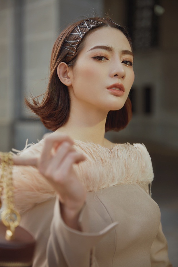 Bà bầu Thúy Vân được chồng chăm từng miếng ăn trong hậu trường show - Ảnh 14.