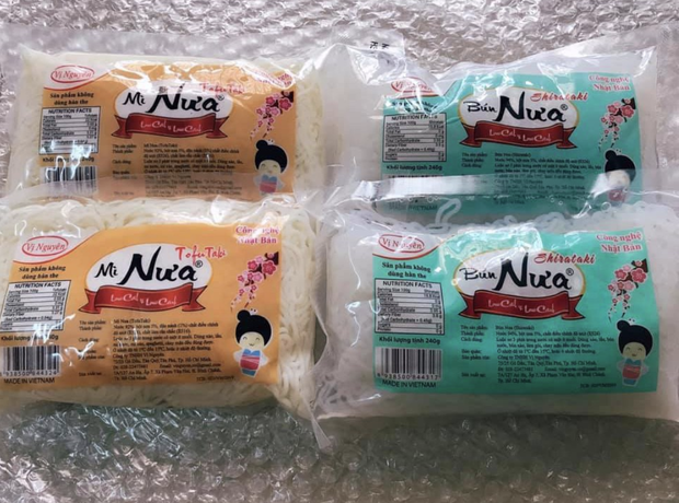 Blogger ẩm thực gốc Việt bị Gordon Ramsay chỉ trích tiếp tục gây tranh cãi với món phở sợi bí ngòi, vậy cũng làm được luôn? - Ảnh 5.