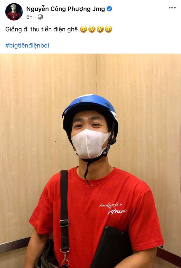 Công Phượng nhận làm “big tiền điện boi”, tự tin chế rap bán áo đọc không tệ - Ảnh 1. Công Phượng nhận làm “big tiền điện boi”, tự tin chế rap bán áo đọc không tệ - Ảnh 1.