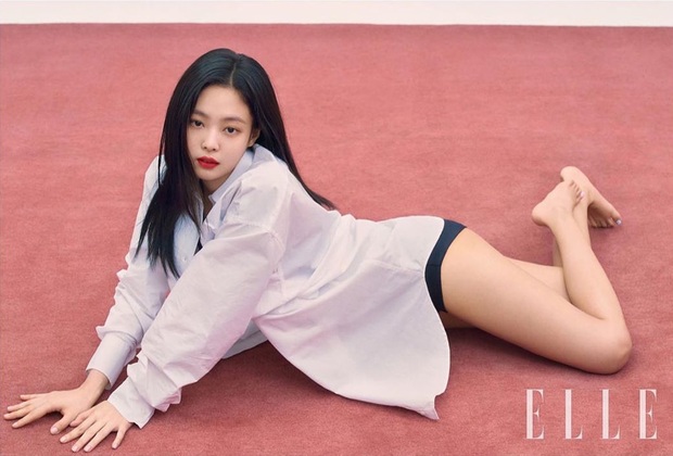 Hiếm có ai lên tạp chí như Jennie (BLACKPINK): Dám zoom siêu cận, lộ nếp nhăn vì PTS sương sương nhưng độ sát thương quá cao - Ảnh 9.