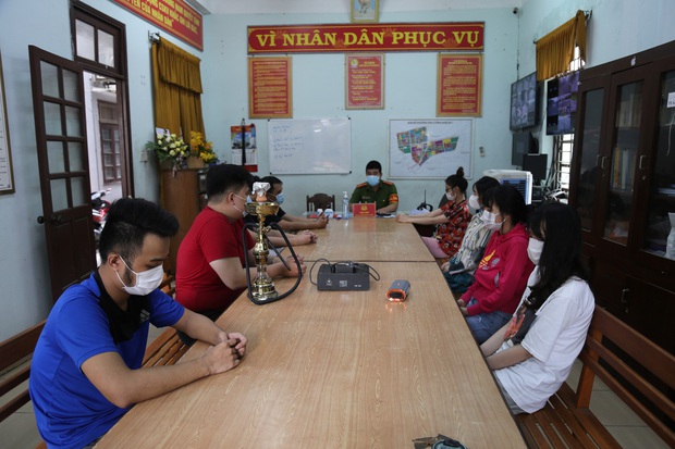 4 hotgirl cùng nhóm bạn trai phê ma túy, mở nhạc inh ỏi suốt đêm trong phòng trọ giữa dịch Covid-19 - Ảnh 1.