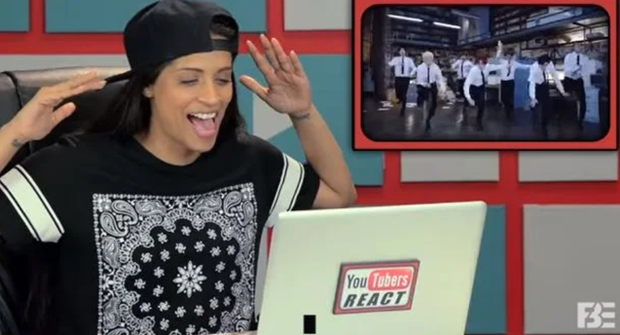 BTS từng phải phát tờ rơi mời khán giả đến xem show miễn phí, giờ đây hết diễn ở sân vận động Mỹ lại diệt sạch 4 lễ trao giải hàng đầu - Ảnh 5.