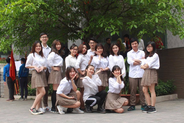 Thủ khoa đầu ra ĐH Ngoại thương thạo 4 ngoại ngữ, GPA 4.0: Lập kỷ lục chưa từng có trong trường - Ảnh 4.