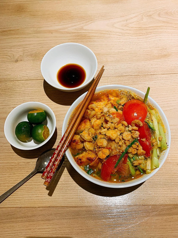 Lướt Facebook Bích Phương cứ 10 tấm ảnh là có một mâm cơm, chồng chưa có nhưng tự khai mình cô vợ đảm luôn? - Ảnh 16.