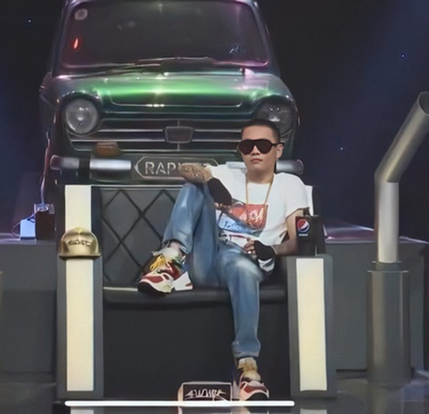 Wowy chính là thánh hài của Rap Việt: Từ dáng ngồi Sài Gòn Chợ Lớn đến chuyên gia xử lý cồng kềnh - Ảnh 6.