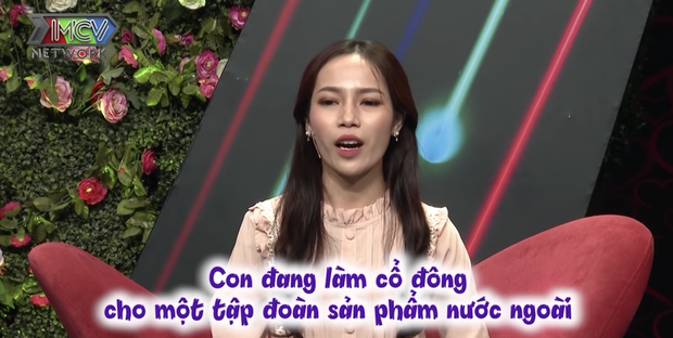 Nữ khán giả xinh đẹp được hỏi xin info tới tấp khi theo bạn thân đến chương trình mai mối kiếm chồng - Ảnh 3. Nữ khán giả xinh đẹp được hỏi xin info tới tấp khi theo bạn thân đến chương trình mai mối kiếm chồng - Ảnh 3.