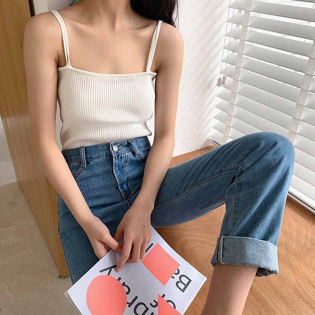 5 kiểu áo xinh - rẻ nhưng lại làm nên outfit sành điệu của hội gái xinh Instagram, không đu theo hơi phí  - Ảnh 17.