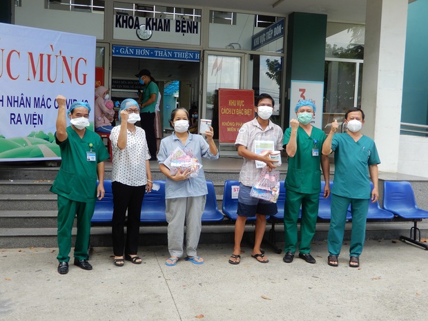 Lần đầu sau 1 tháng Đà Nẵng không ghi nhận ca mắc mới và có số bệnh nhân Covid-19 được xuất viện kỷ lục - Ảnh 2.
