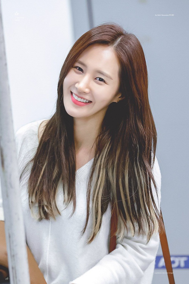 Yuri (SNSD) gật đầu làm công chúa xấu số, đang yên đang lành bị ông kẹ Jung Il Woo bắt cóc ở phim cổ trang mới - Ảnh 1.