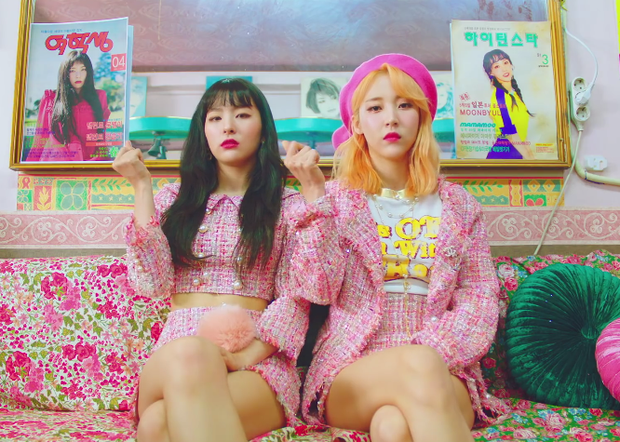 Thánh thu thập hội gái xinh Kbiz Seulgi (Red Velvet): Từ nữ thần TWICE, BLACKPINK đến minh tinh, cả chục mỹ nhân đều là bạn thân - Ảnh 10.