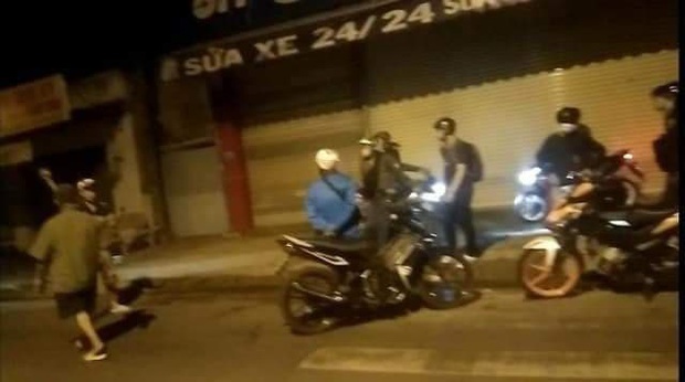  Băng cướp xưng là cảnh sát hình sự, cướp tài sản táo tợn ở Thủ Đức  - Ảnh 1.