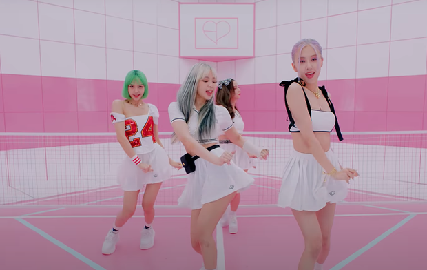 MV Ice Cream hay ngày hội đại sứ thương hiệu: Ai cũng PR nhiệt tình, chăm nhất là Jennie, Selena cũng không kém miếng - Ảnh 2. MV Ice Cream hay ngày hội đại sứ thương hiệu: Ai cũng PR nhiệt tình, chăm nhất là Jennie, Selena cũng không kém miếng - Ảnh 2.