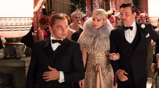 Một Gatsby đáng thương đuổi theo những phù phiếm và bóng đen quá khứ, liệu có “làm ra đất nước” để được ngợi ca? - Ảnh 4. Một Gatsby đáng thương đuổi theo những phù phiếm và bóng đen quá khứ, liệu có “làm ra đất nước” để được ngợi ca? - Ảnh 4.