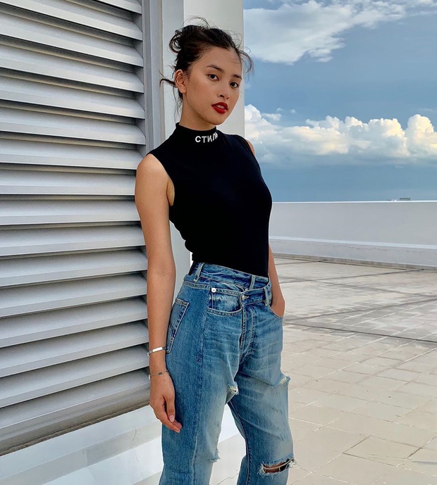 Chân dài dáng chuẩn như Mai Phương Thúy, Tiểu Vy cũng có ngày tự dìm dáng vì lười đóng thùng - Ảnh 7. Chân dài dáng chuẩn như Mai Phương Thúy, Tiểu Vy cũng có ngày tự dìm dáng vì lười đóng thùng - Ảnh 7.