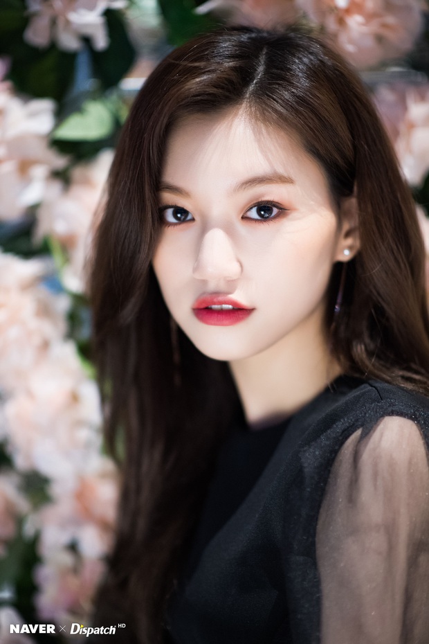 Tranh cãi BXH 55 sao nữ có gương mặt đẹp nhất châu Á: BLACKPINK, Nhiệt Ba thấp bất ngờ, top 5 đều quá khó hiểu - Ảnh 23. Tranh cãi BXH 55 sao nữ có gương mặt đẹp nhất châu Á: BLACKPINK, Nhiệt Ba thấp bất ngờ, top 5 đều quá khó hiểu - Ảnh 23.