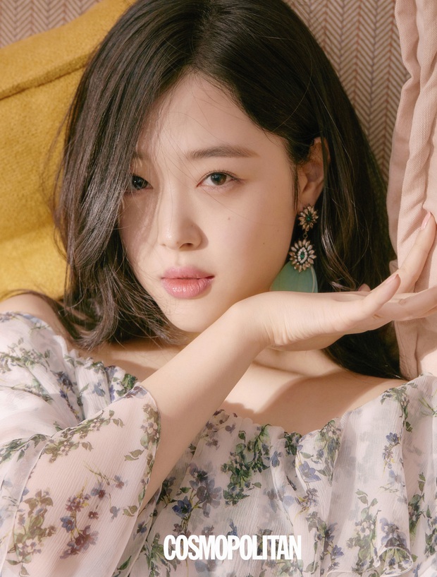 Tranh cãi BXH 55 sao nữ có gương mặt đẹp nhất châu Á: BLACKPINK, Nhiệt Ba thấp bất ngờ, top 5 đều quá khó hiểu - Ảnh 32. Tranh cãi BXH 55 sao nữ có gương mặt đẹp nhất châu Á: BLACKPINK, Nhiệt Ba thấp bất ngờ, top 5 đều quá khó hiểu - Ảnh 32.