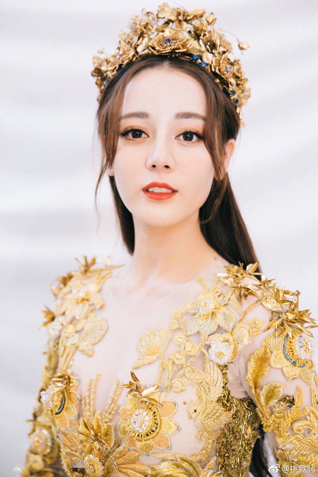Tranh cãi BXH 55 sao nữ có gương mặt đẹp nhất châu Á: BLACKPINK, Nhiệt Ba thấp bất ngờ, top 5 đều quá khó hiểu - Ảnh 51. Tranh cãi BXH 55 sao nữ có gương mặt đẹp nhất châu Á: BLACKPINK, Nhiệt Ba thấp bất ngờ, top 5 đều quá khó hiểu - Ảnh 51.