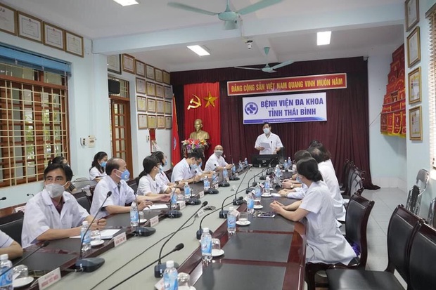 Bệnh nhân 566 tuổi cao, bệnh nền nên tuyệt đối y tế Thái Bình không được chủ quan trong điều trị - Ảnh 2. Bệnh nhân 566 tuổi cao, bệnh nền nên tuyệt đối y tế Thái Bình không được chủ quan trong điều trị - Ảnh 2.