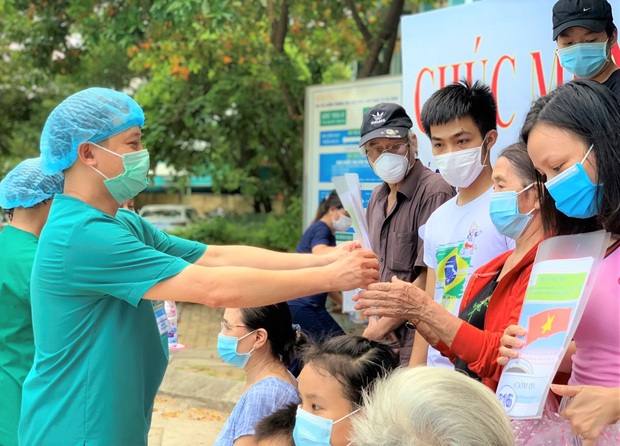 5 ngày liên tiếp Đà Nẵng không có ca lây nhiễm trong cộng đồng, 17 bệnh nhân Covid-19 được xuất viện - Ảnh 1. 5 ngày liên tiếp Đà Nẵng không có ca lây nhiễm trong cộng đồng, 17 bệnh nhân Covid-19 được xuất viện - Ảnh 1.
