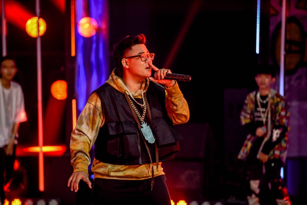 King Of Rap: Chị Cả rap Hoàng hậu vào triều khiến 4 mentor hô Vạn tuế! Vạn tuế! - Ảnh 6.