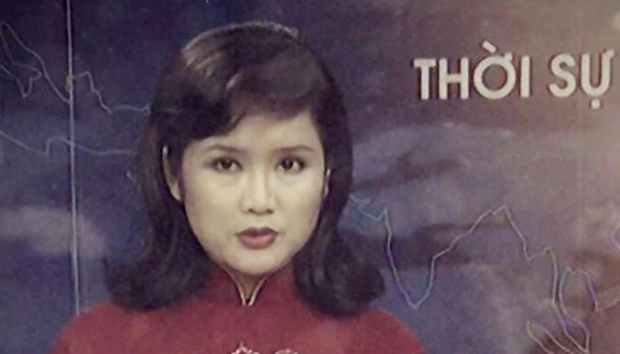 BTV/MC Thu Uyên khoe ảnh dẫn thời sự cách đây 20 năm, so với hiện tại không già đi chút nào - Ảnh 2. BTV/MC Thu Uyên khoe ảnh dẫn thời sự cách đây 20 năm, so với hiện tại không già đi chút nào - Ảnh 2.