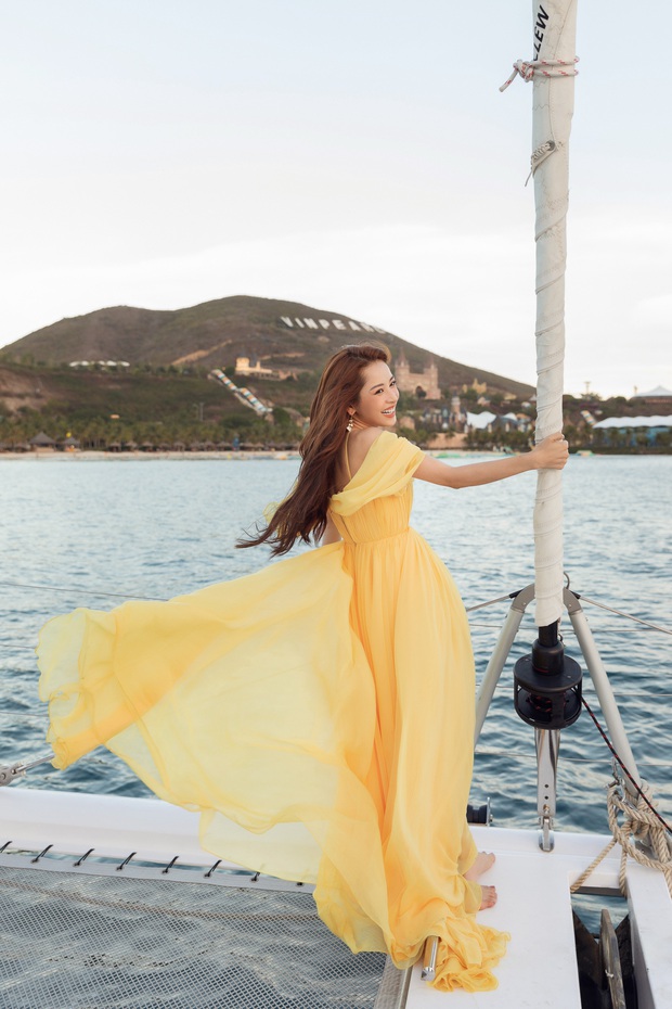 Chi Pu “đánh úp tung ra sản phẩm mới toanh trong Greatest Show #3, lần đầu công khai trả lời việc có người yêu với hội bạn thân - Ảnh 11.