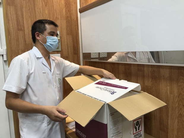 Thuốc điều trị cho bệnh nhân ngộ độc pate Minh Chay có giá 8.000 USD/lọ - Ảnh 4. Thuốc điều trị cho bệnh nhân ngộ độc pate Minh Chay có giá 8.000 USD/lọ - Ảnh 4.