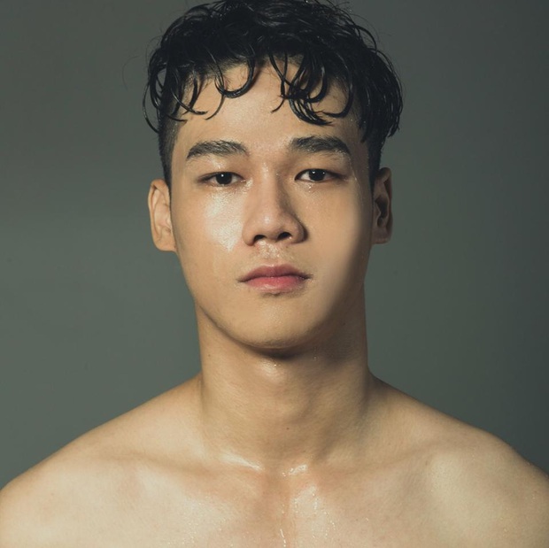 Màn dậy thì thành công của chàng người mẫu biết nói 6 thứ tiếng ở Người ấy là ai! - Ảnh 3. Màn dậy thì thành công của chàng người mẫu biết nói 6 thứ tiếng ở Người ấy là ai! - Ảnh 3.