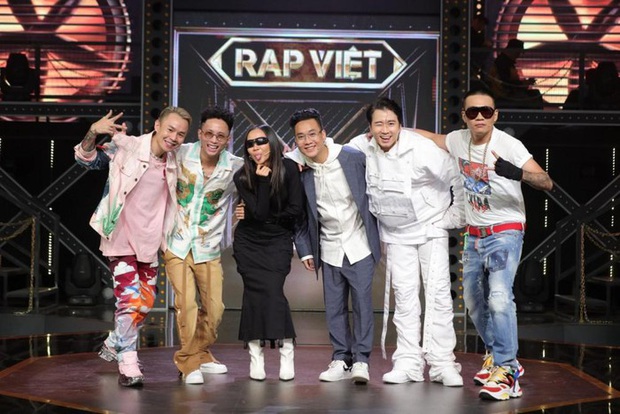 Dân mạng bàn phím chiến kịch liệt: Rap Việt nhận cơn mưa lời khen, người mê King Of Rap chê đối thủ không chất? - Ảnh 2. Dân mạng bàn phím chiến kịch liệt: Rap Việt nhận cơn mưa lời khen, người mê King Of Rap chê đối thủ không chất? - Ảnh 2.