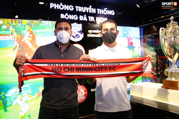CLB TP.HCM chi thêm tiền ăn sáng cho bộ đôi tuyển thủ Costa Rica - Ảnh 1.