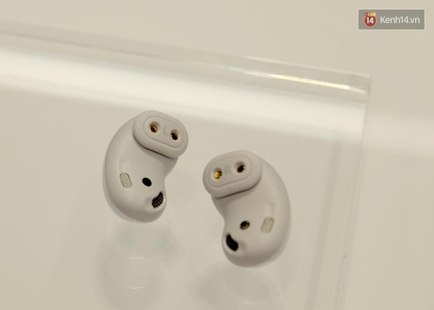 Trải nghiệm nhanh Samsung Galaxy Buds Live: sang trọng, thiết kế mới ấn tượng, xứng đáng đọ AirPods - Ảnh 1.