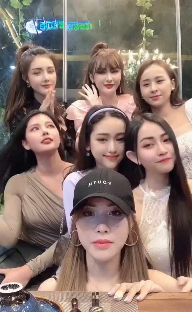 Hội bạn thân của Thuý Vi toàn hot girl mê làm đẹp, không giấu giếm chuyện phẫu thuật thẩm mỹ - Ảnh 5. Hội bạn thân của Thuý Vi toàn hot girl mê làm đẹp, không giấu giếm chuyện phẫu thuật thẩm mỹ - Ảnh 5.