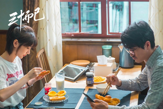 Trong tình yêu, chúng ta đều từng bỏ lỡ nhau vì không chịu thấu hiểu giống Chung Hiểu Cần (30 Chưa Phải Là Hết) - Ảnh 4. Trong tình yêu, chúng ta đều từng bỏ lỡ nhau vì không chịu thấu hiểu giống Chung Hiểu Cần (30 Chưa Phải Là Hết) - Ảnh 4.