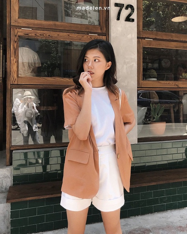 Sắp cuối hè, chị em mau sắm ngay blazer cộc tay không thì thiệt mất bao set đồ thanh lịch sang xịn level max - Ảnh 11. Sắp cuối hè, chị em mau sắm ngay blazer cộc tay không thì thiệt mất bao set đồ thanh lịch sang xịn level max - Ảnh 11.