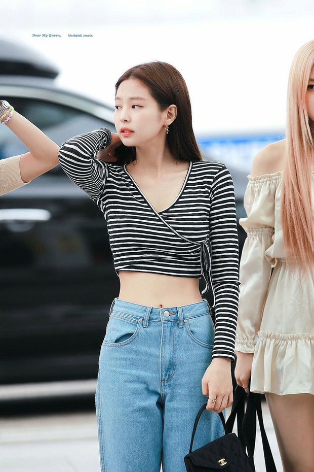 Jennie diện crop top theo những cách thật tinh tế mà tôn dáng hết cỡ, hay nhất là không khó để chị em đu theo - Ảnh 3.