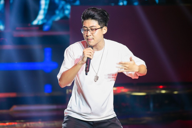 King Of Rap: Nữ rapper 17 tuổi Pháo được 4 chọn với tiết mục chơi chữ cực ngầu Sợ quá cơ - Ảnh 14. King Of Rap: Nữ rapper 17 tuổi Pháo được 4 chọn với tiết mục chơi chữ cực ngầu Sợ quá cơ - Ảnh 14.