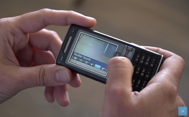 Nhìn lại Sony Ericsson K800: Chiếc điện thoại vừa ngầu vừa đa tài, bằng chứng cho một thời huy hoàng của Sony Ericsson - Ảnh 3.